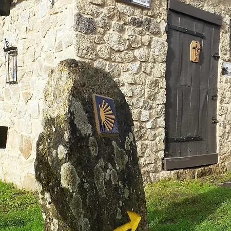 بيت للعطل Stone Finisterre *